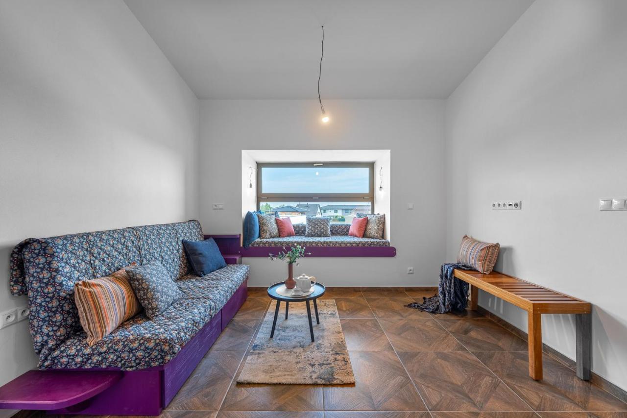Laskara Garden Apartment By Prague Forest Nové Jirny Exterior photo