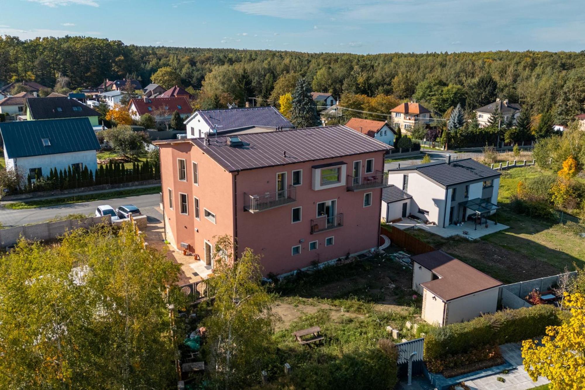 Laskara Garden Apartment By Prague Forest Nové Jirny Exterior photo